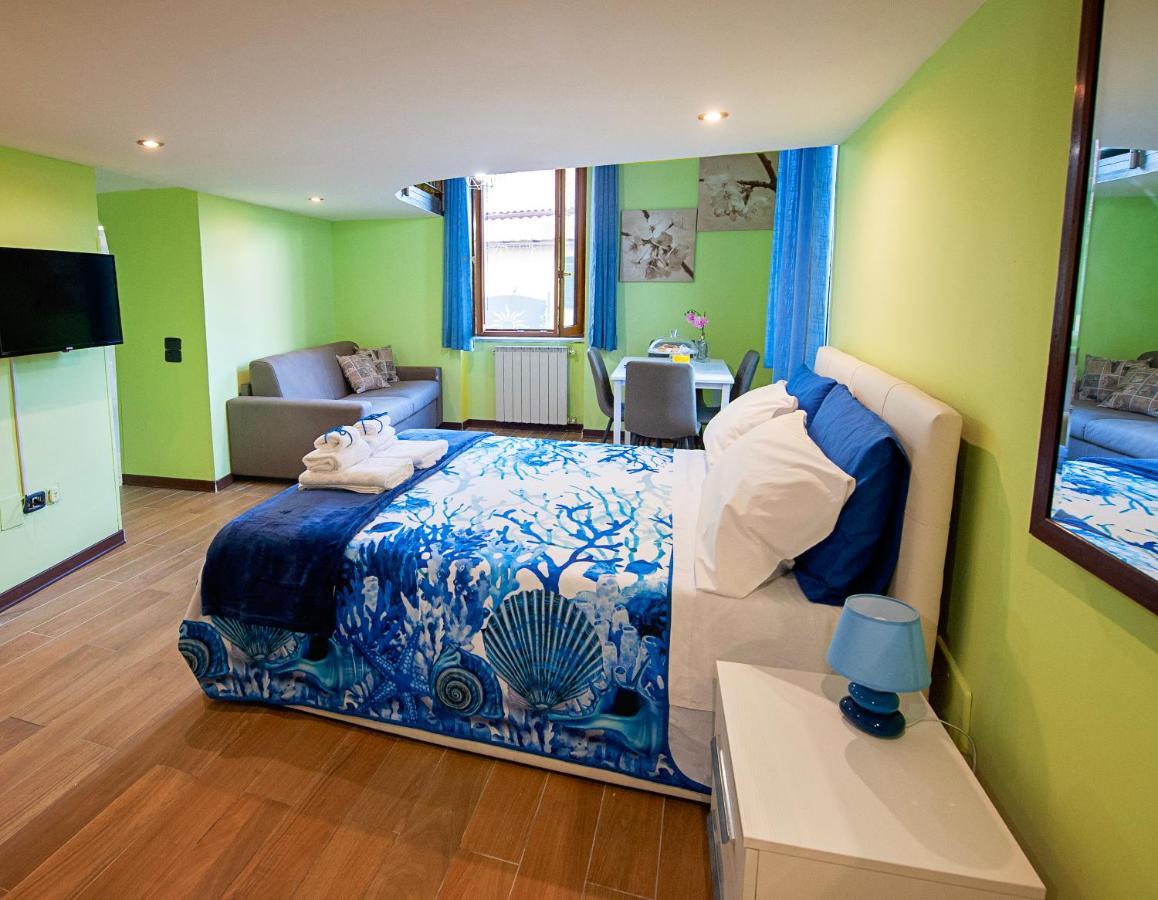Casa "Positano" Da Ely - Salerno Centro Con Self Check-In Appartement Buitenkant foto