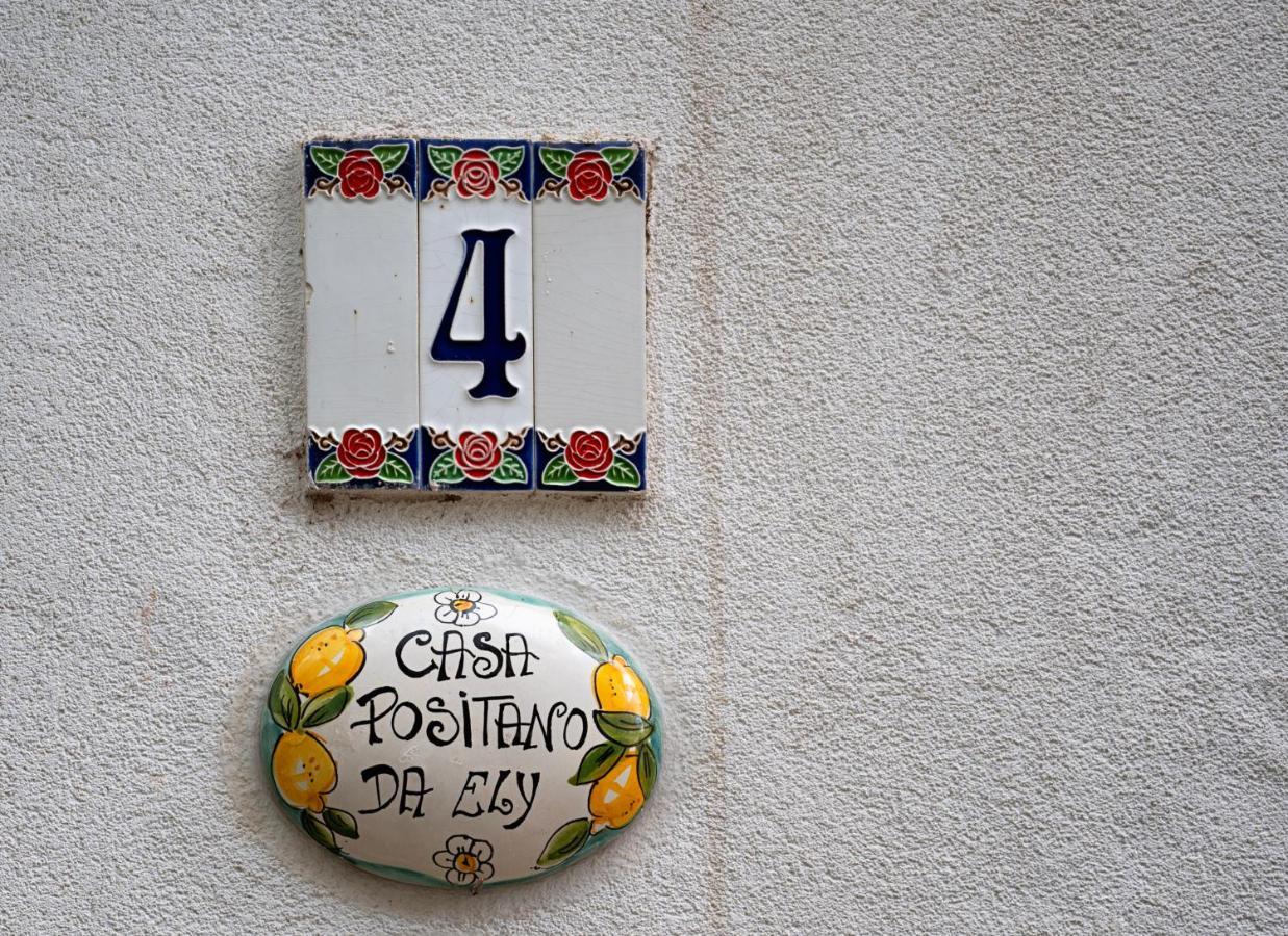Casa "Positano" Da Ely - Salerno Centro Con Self Check-In Appartement Buitenkant foto